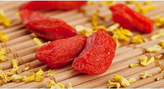 中国人偏爱养生，补肾益气是重中之重！生活中这5种食物男女通吃 鹿血片 第2张