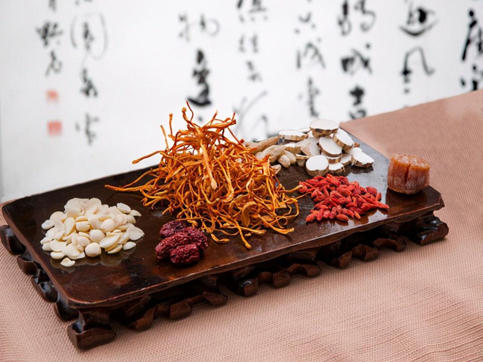 老中医遗留三个“补肾”方，坚持一周，助你提升肾气，呵护肾脏 鹿血片 第2张